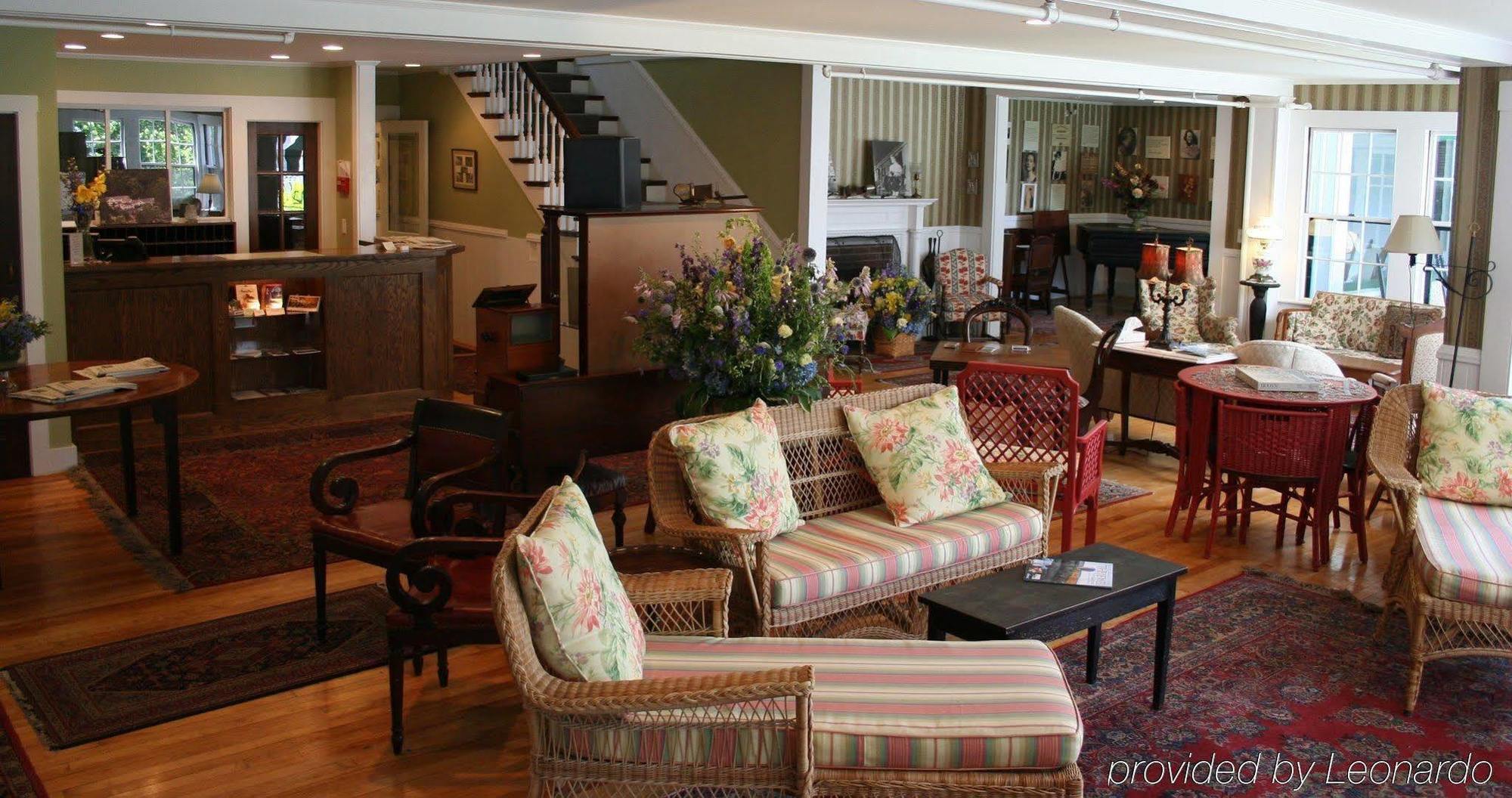 Whitehall Camden Interior photo